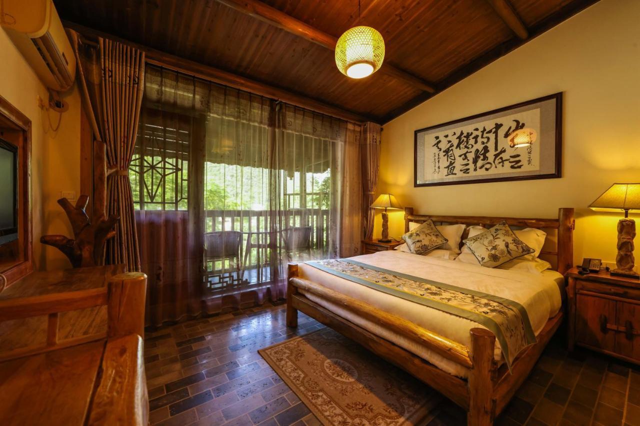 Гостьовий будинок Yangshuo Tea Cozy--One Way Free Pick Up From Airport Or Ts 4 Nights Екстер'єр фото