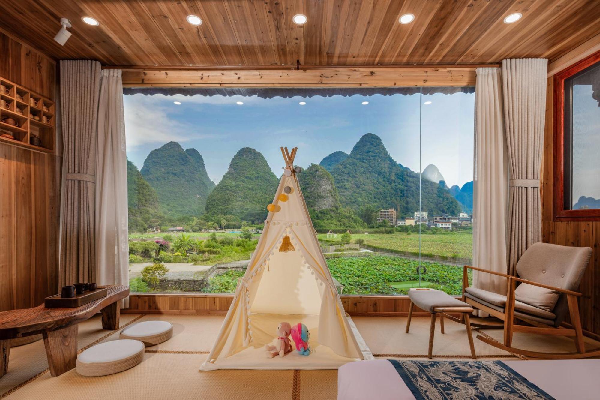 Гостьовий будинок Yangshuo Tea Cozy--One Way Free Pick Up From Airport Or Ts 4 Nights Екстер'єр фото